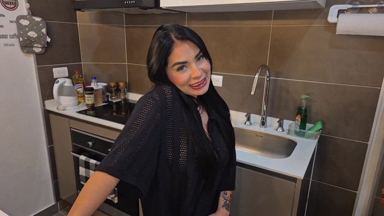 AlejandraPalacios: Wife Gives Him a Good Blowjob on Men's Day