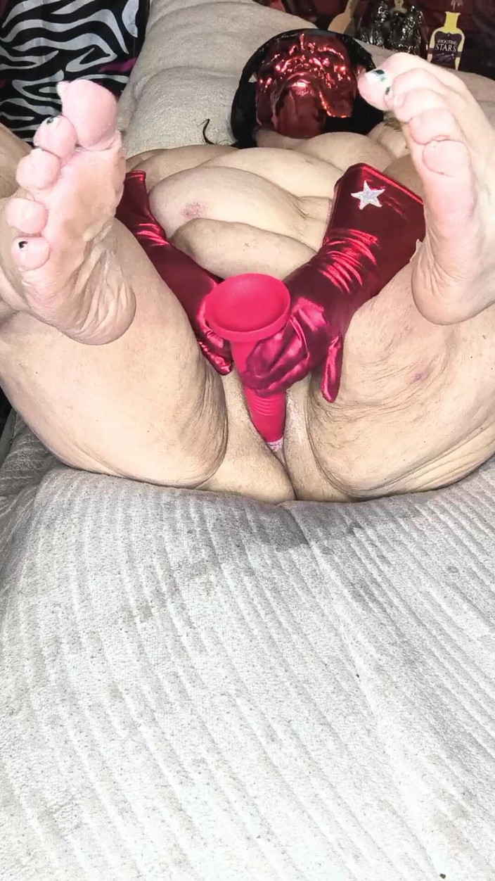 HerculesnVENUS: Hetare än helvetet Hon kommer så het och ångande bra