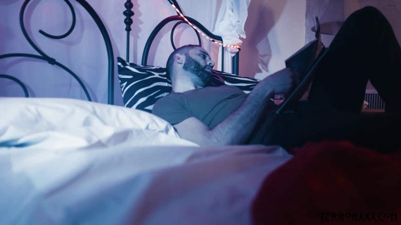 TerrorXXX: Mr. Perfetto Dall'app per Incontri Con Dana Vespoli, Damon Dice
