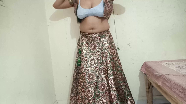 Yourdidipriya: Stepsister Blouse Button up While Getting Ready for Wedding and...