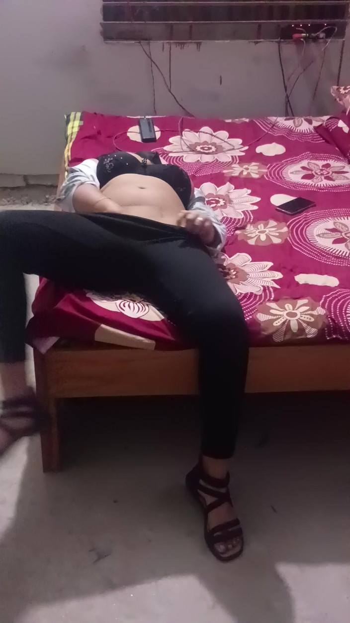 Raselxxx: Bangla xxx başlığın video kaydı