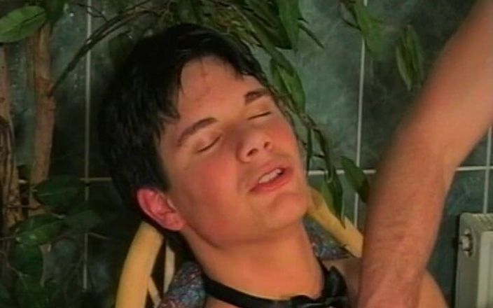 Gay 90's Vintage Porn: Cowok ini digilir sama pria intens #5