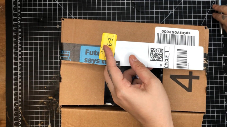 Mei After Dark: 폭탄 섹스 언박싱