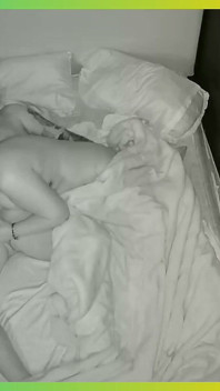 Puchis - twardy seks analny seks oralny głębokie gardło kremówka dla jej tyłka i penetrować go.
