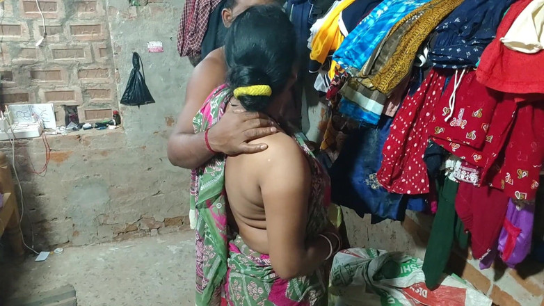 Raju Raju: ฉันเย็ดสาวสเต็ปอายุ่เบงกาลีบ้านข้างหลังถอดเสื้อผ้าเธอจนเปลือย