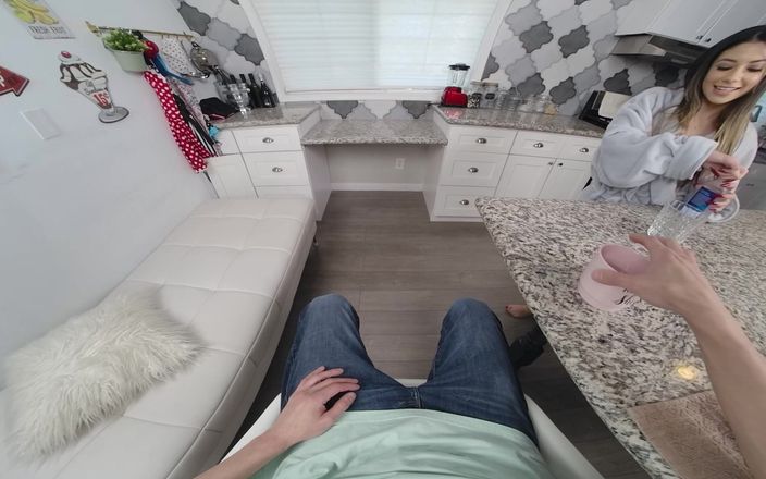 Porn Corn VR: Niegrzeczne pasierbice antologia