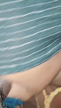 Pasangan seksi Tamil desi buah dada seksi panas dan pennis besar