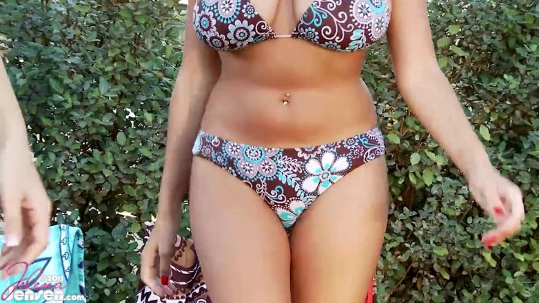 Jelena Jensen: Jelena Jensen &amp; Sensual Jane masa kolam pepek lesbian yang panas!!