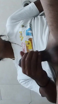 Maravilloso Chico Actuando Natural