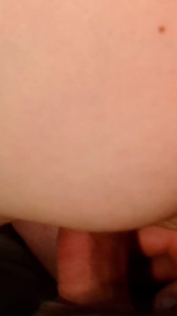 Mamie d’à côté, creampie de près