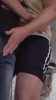 เราเกษียณตัวเองในที่ร้างเพื่อแตกใน - Lesbian-illusion