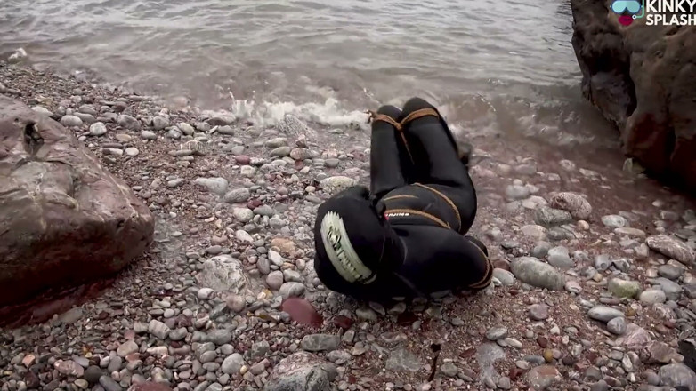 UKCuteGirl Lucy Lauren: Begging to Be Tied up in 8mm Beuchat - Wetsuit Girl Struggles...