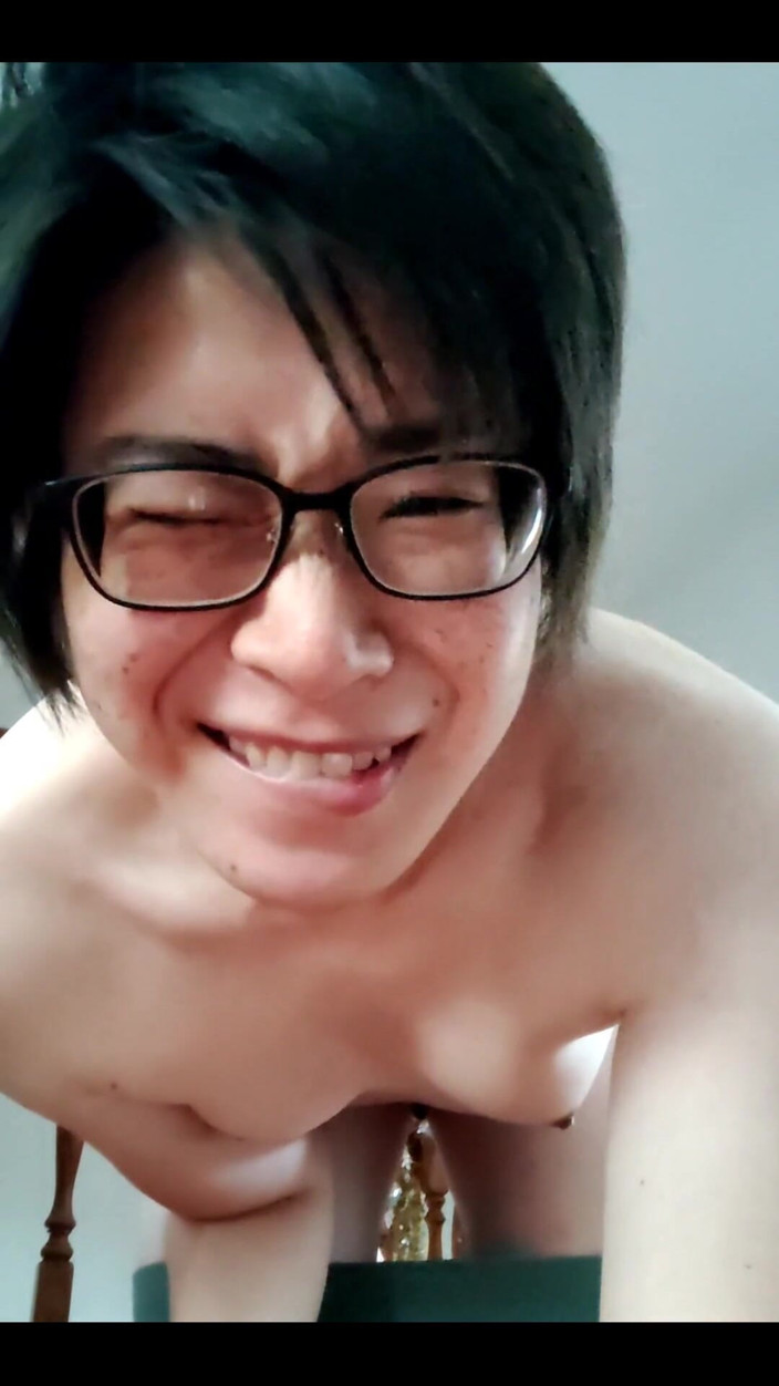 Aerie Rei: I'm Doing a Be Active Everyday Thing (minimum 100 Squats a Day)...