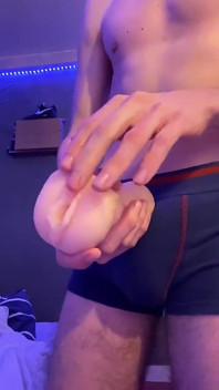 Questa bella rossa ricorda il suo massaggio profondo