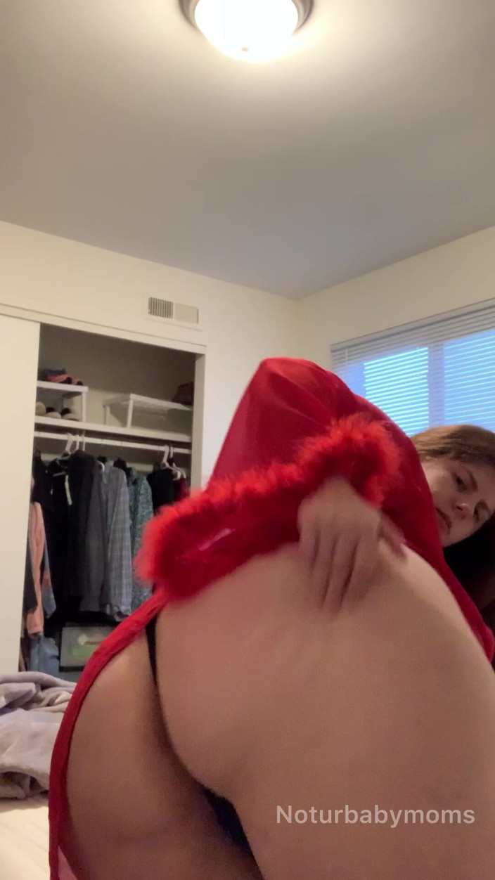 noturbabymoms: Bbw bbc cởi áo choàng đỏ đa chủng tộc, bj, &amp; đụ âm hộ cạo lông