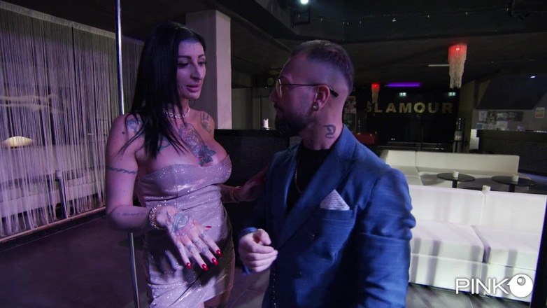 Pinko Club: Great Fuck in the Cage for the Canaglias