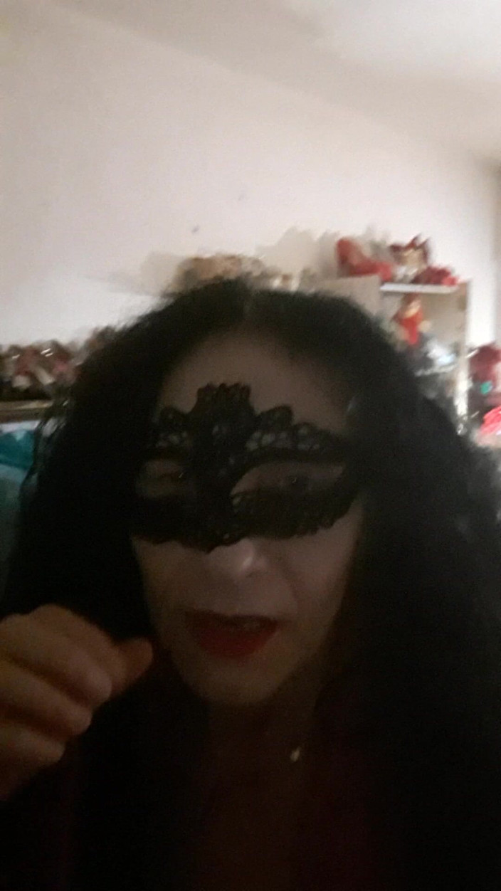 WEBREGINETTA2023: Vídeo Respingando contra a Janela