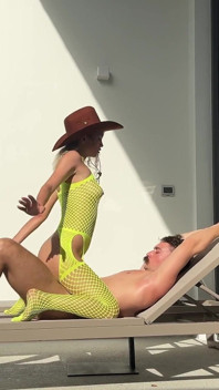 Asijská cowgirl sexy šukání