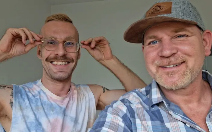 Dexterxxlfun: Sexy German Bottom Love Daddy Dick. I Enjoy It with...