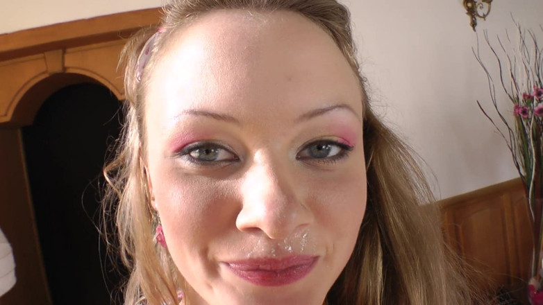European fresh porn: Süßes teen in den arsch gefickt