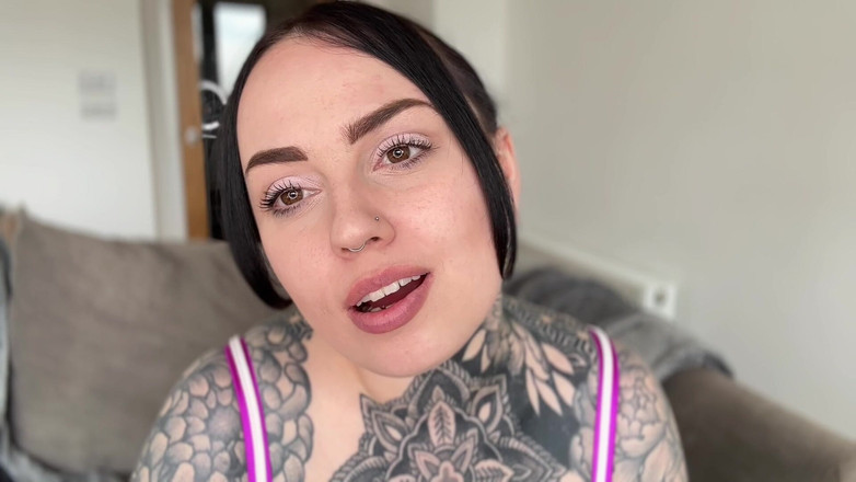 Miss Valentina: Smyslné JOI