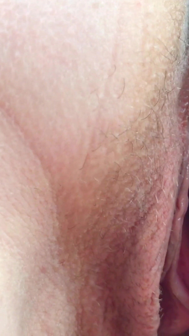 Eating Pussy After Peeding and Cum in Pussy. Close-ups.