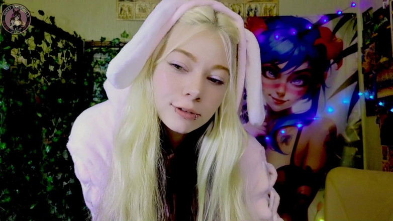 Sweet Sansarella: Zajíček tančí a kouří