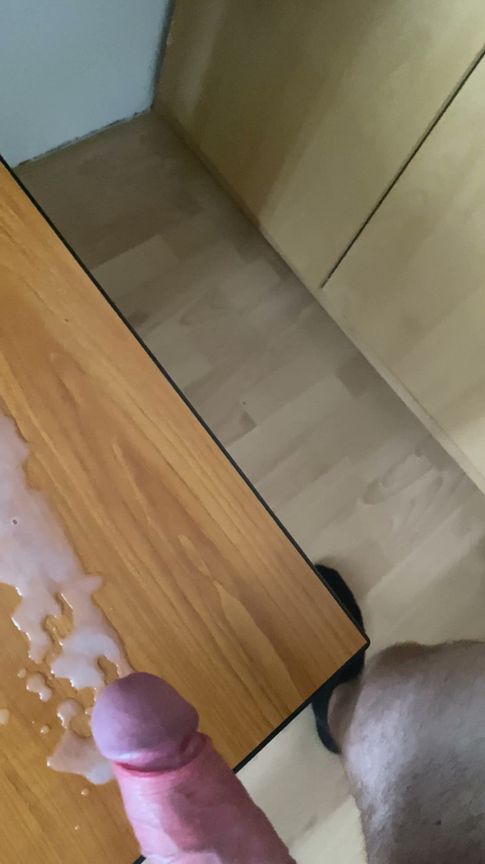 Jednooki21: Sperma con cazzo da 15 cm scosse le pornostar