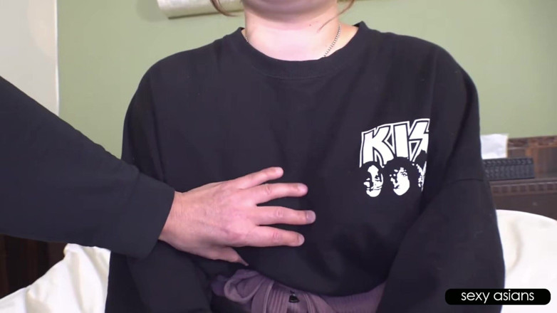 Shameless archives: 창백한 거유 F-cup 뷰티가 돌아왔고, 잊을 수 없는 만남은 그녀를 무모한 욕망의 나선으로 깊숙이 끌어당깁니다.