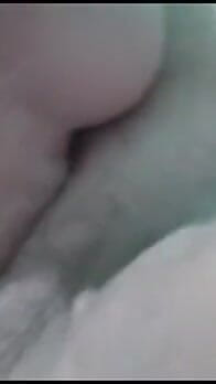 Creamyjoy: Mamă sexy filipineză călărește, se fute și își suge vibratorul mare ca...