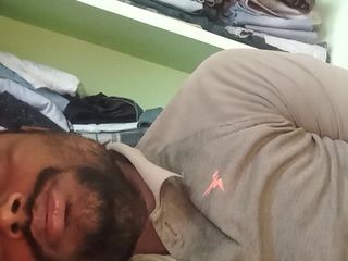 VYSYARAJU_NARENDRA: これは私の最初のビデオです。ナレンドラ