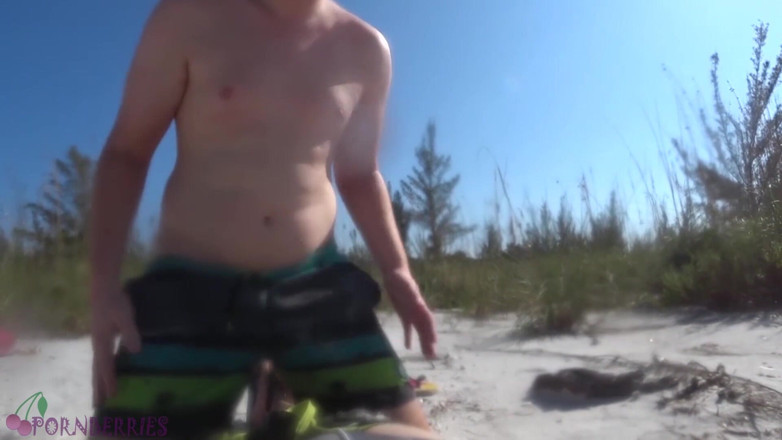 Ethan Alex: Sex på vild östrand
