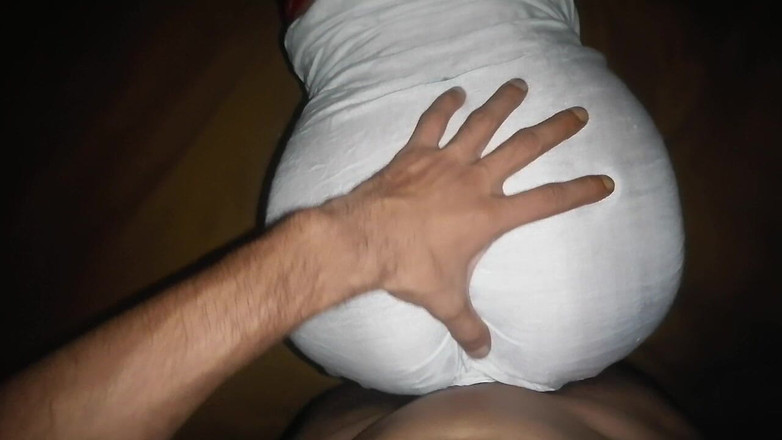 Zoya Rubab: Uff Zoya Rubab joacă - pasiune intensă desi