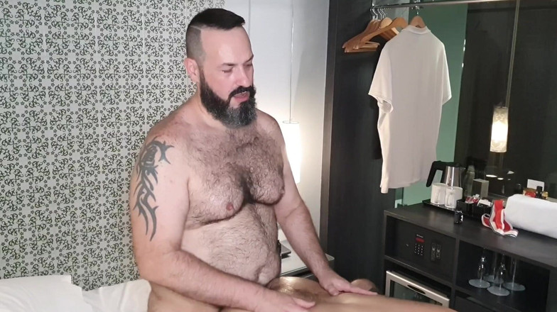 Bruticus10: Platz für 4 Bären