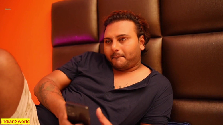Indian Xshot: Patron masum karımı sikiyor! Indian Office Sex
