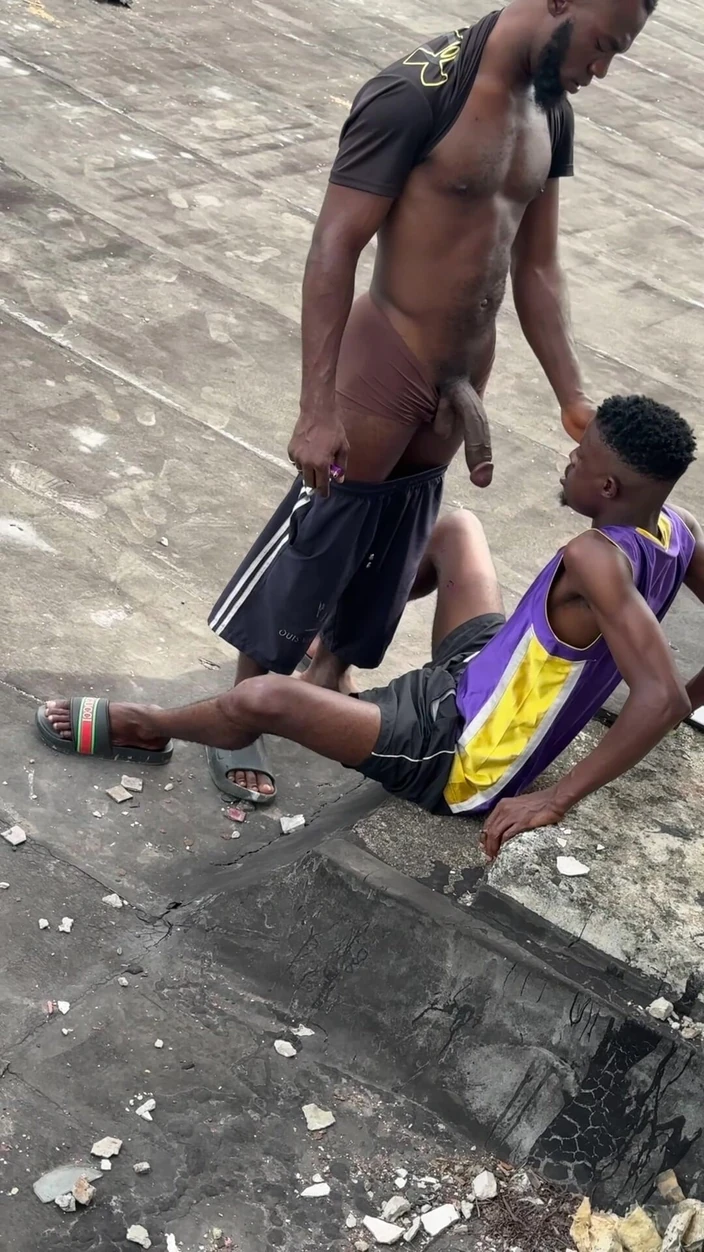 Bubble Butt Twink Gets Fucked
