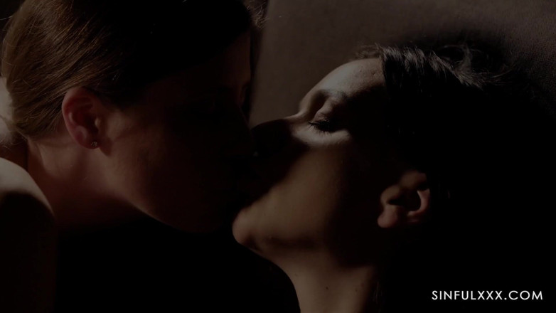 Sinfulxxx: 芯までセクシー3 - Sinfulxxx