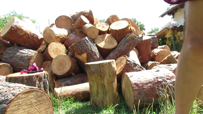 SexyAnka: Splendida doccia dorata da un'adorabile donna