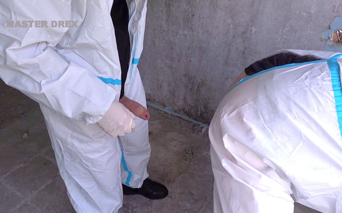 Master Drex: 작업복을 입은 남성들