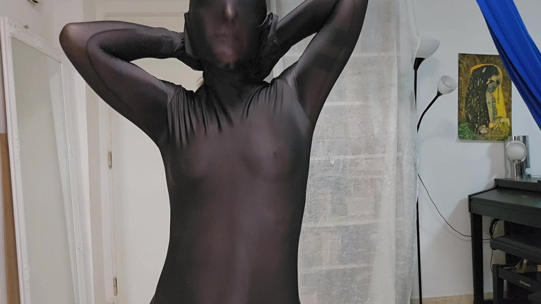 dafnedenoch: Zentai