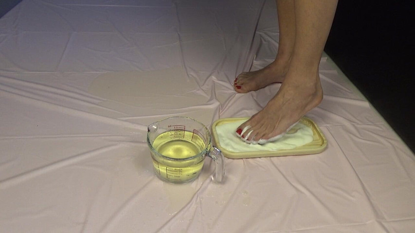Golden Shower. Foot Fetish and Food Games. (AnnaBUST)