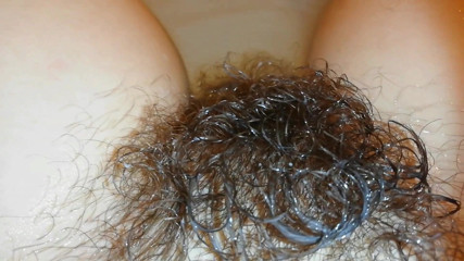 Cuteblonde666: Extreme hairy bush underwater