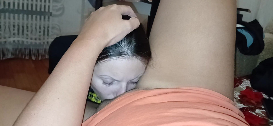 Lesbian-candys: Minha vizinha lambe, chupa, beija minha buceta enquanto seu marido...