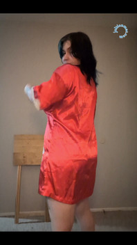 Im a Big Robe Girl Btw I Be Wearing Them All the Time