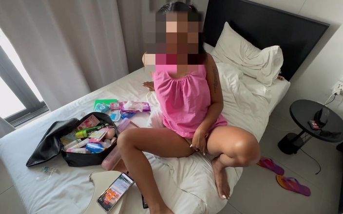 Pacho fox: 18letá studentka čurák je ošukaná do zadku