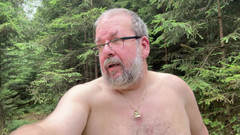 Qualzucht: Berburu jamur di hutan dan serunya seks anal