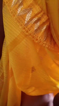 Gola profonda ragazza indiana