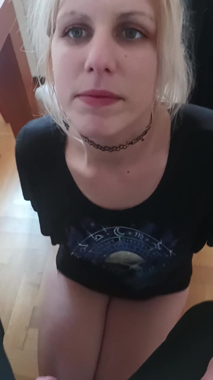 vuana: Arată-mi pizda umedă înainte de supt pula