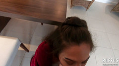 BobbyRuffus: 배달원과 맛있는 음란한 갈색 머리 - Ana Rothbard