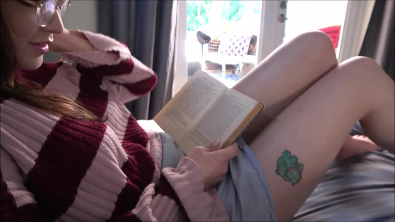 Alex Adams: Nerd hermanastra tetona aprende a follar - Honey Hayes - terapia familiar -...